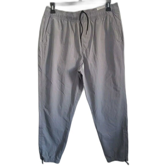 NWT Calvin Klein Mens Size L Stretch Wrinkle Resist Grey jogger Pants - Picture 1 of 16